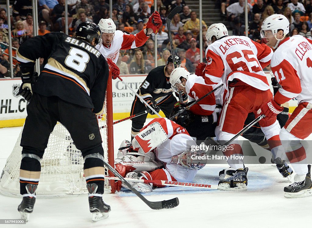 Detroit Red Wings v Anaheim Ducks - Game Two