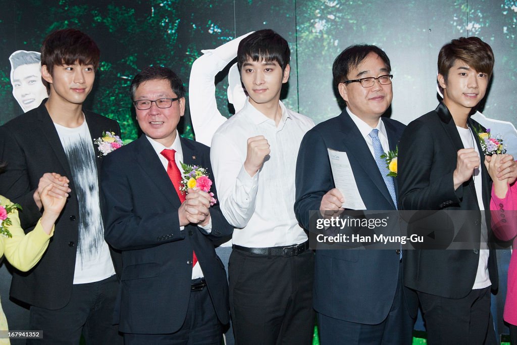 G Plus Star Zone Grand Opening With 2PM