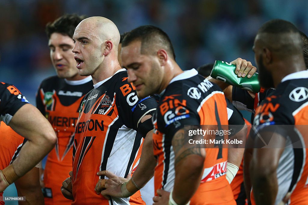 NRL Rd 8 - Bulldogs v Wests Tigers