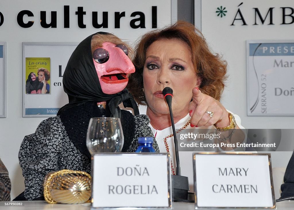 The Ventriloquist Mari Carmen Presents 'La Crisis En Orejilla Del Sordete' Book