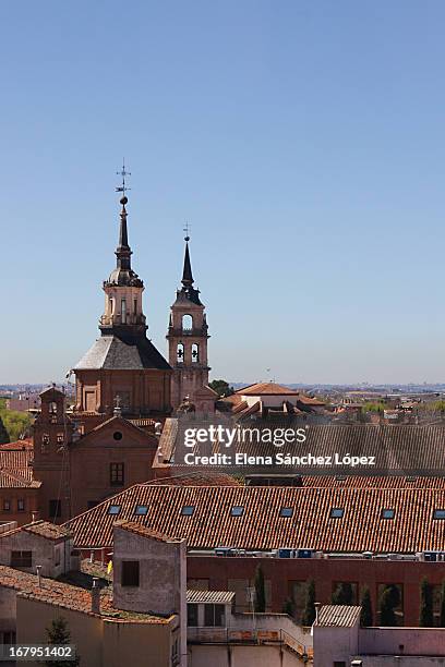 alcalá de henares desde las alturas - alcalá de henares stock-fotos und bilder