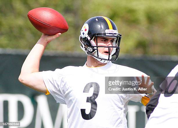 Landry Jones of the Pittsburgh Steelers participates in drills during Rookie Camp on May 3, 2013 at UPMC Sports Complex in Pittsburgh, Pennsylvania.