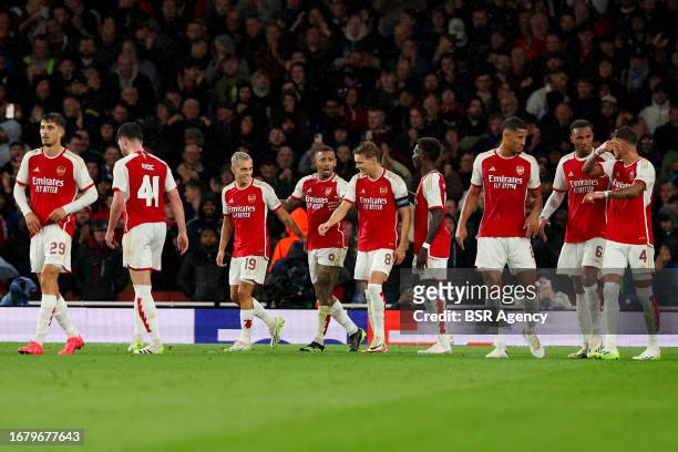 Kai Havertz of Arsenal, Declan Rice of Arsenal, Leandro Trossard of Arsenal, Martin Odegaard of Arsenal, Bukayo Saka of Arsenal, William Saliba of...