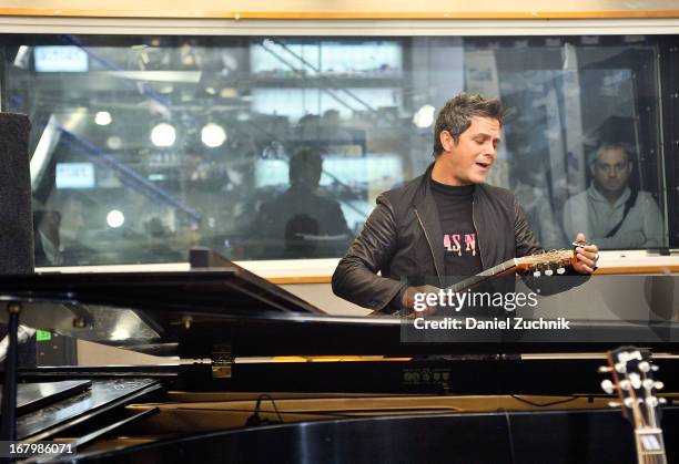 Spanish singer/songwriter Alejandro Sanz visits the SiriusXM studios for "SiriusXM's ICONOS" on May 3, 2013 in New York City.