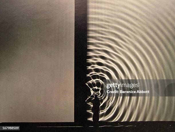 Interference Pattern Glass Plate Glass Photos and Premium High Res Pictures - Getty Images