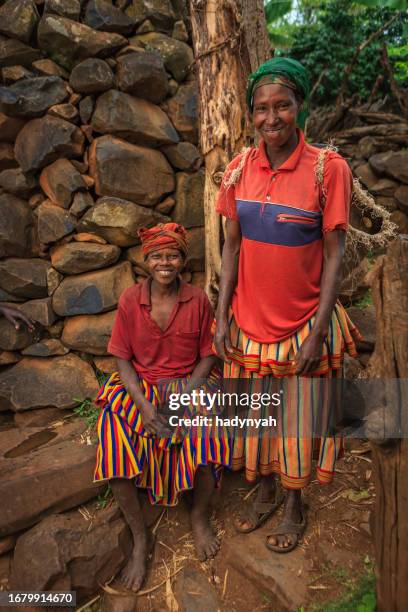 women from konso tribe, ethiopia, africa - omo valley stock pictures, royalty-free photos & images