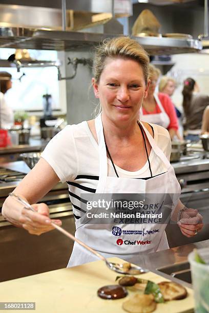 Ron Rippley Chef 96 Chef Ron Ben Israel Stock Photos, High-Res Pictures, and Images ...