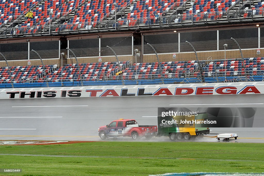 Aaron's 499 - Qualifying