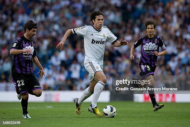 Kaka of Real Madrid CF controls the ball during the La Liga match between Real Madrid CF and Real Valladolid CF at Estadio Santiago Bernabeu on May...