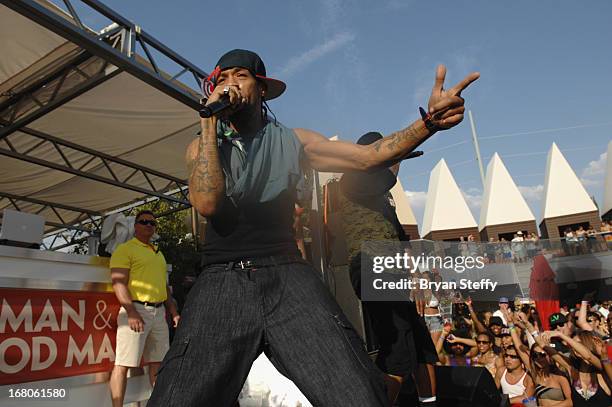 Recording artist Redman performs during Ditch Weekend at the Palms Pool & Bungalows at the Palms Casino Resort on May 4, 2013 in Las Vegas, Nevada.