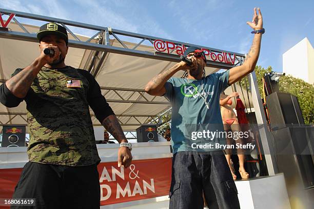Recording artist's Method Man and Redman perform during Ditch Weekend at the Palms Pool & Bungalows at the Palms Casino Resort on May 4, 2013 in Las...