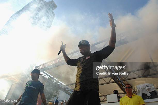 Recording artist's Redman and Method Man perform during Ditch Weekend at the Palms Pool & Bungalows at the Palms Casino Resort on May 4, 2013 in Las...