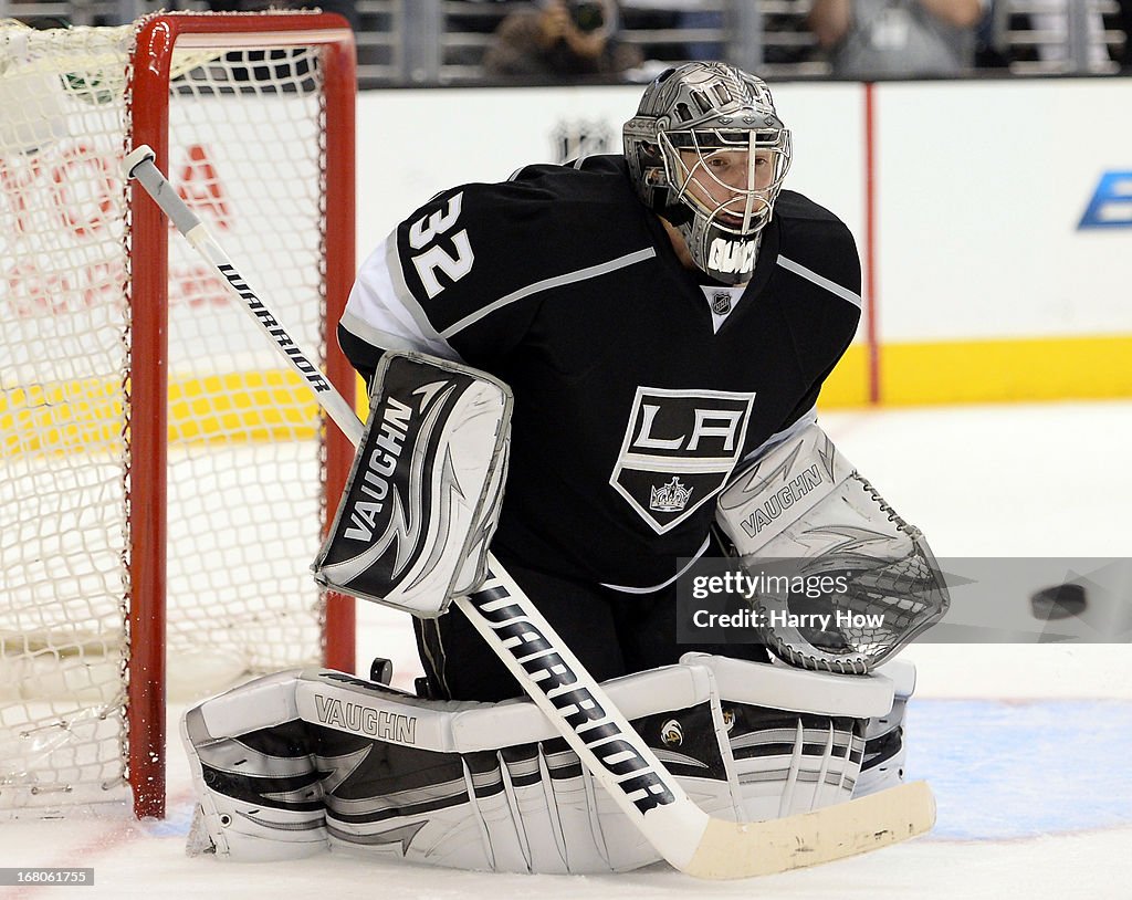 St Louis Blues v Los Angeles Kings - Game Three