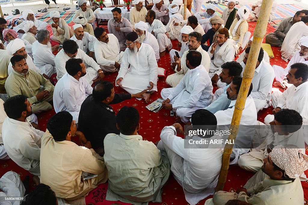 PAKISTAN-UNREST-VOTE-SECTARIAN