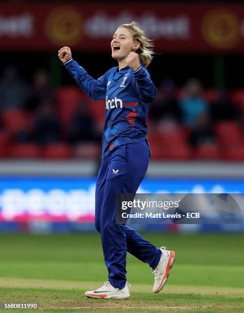 Charlie Dean of England celebrates bowling Kavisha Dilhari of Sri Lanka during the 3rd Metro Bank ODI between England Women and Sri Lanka Women at...