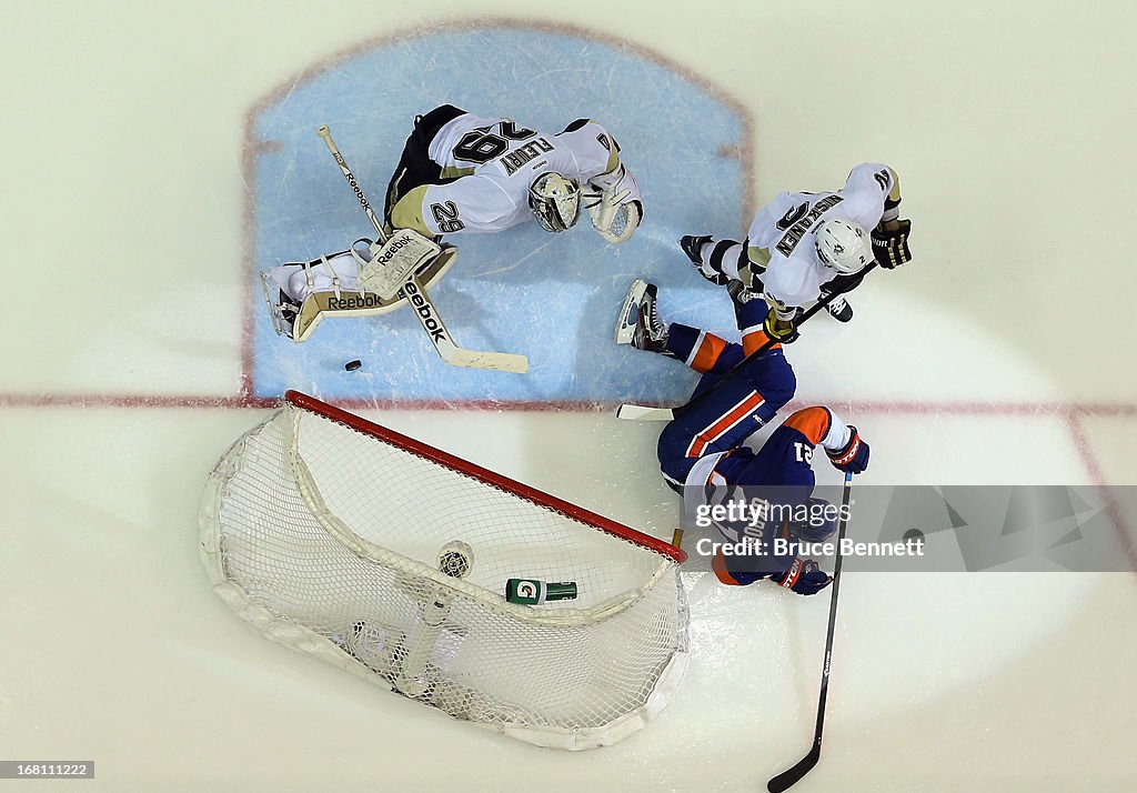 Pittsburgh Penguins v New York Islanders - Game Three