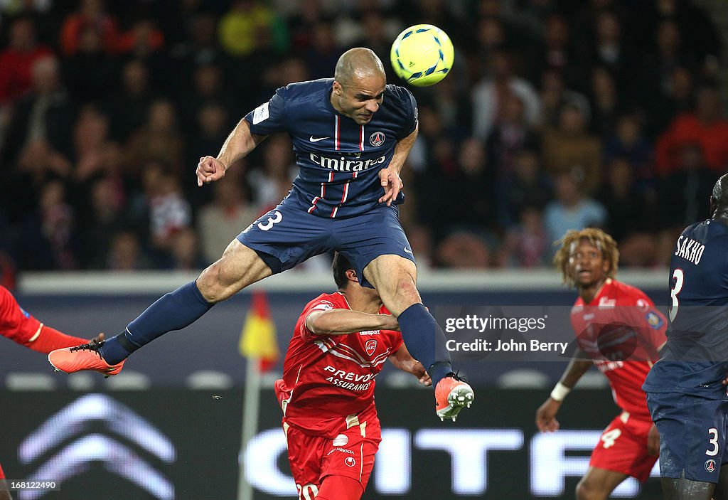 Paris Saint-Germain FC v Valenciennes FC - Ligue 1