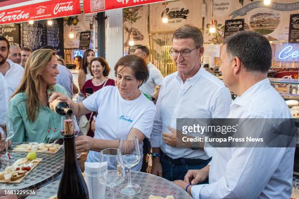 La diputada por Albacete, Carmen Navarro , el presidente del PP, Alberto Nuñez Feijoo , y el alcalde de Albacete, Manuel Serrano , visitan la Feria...