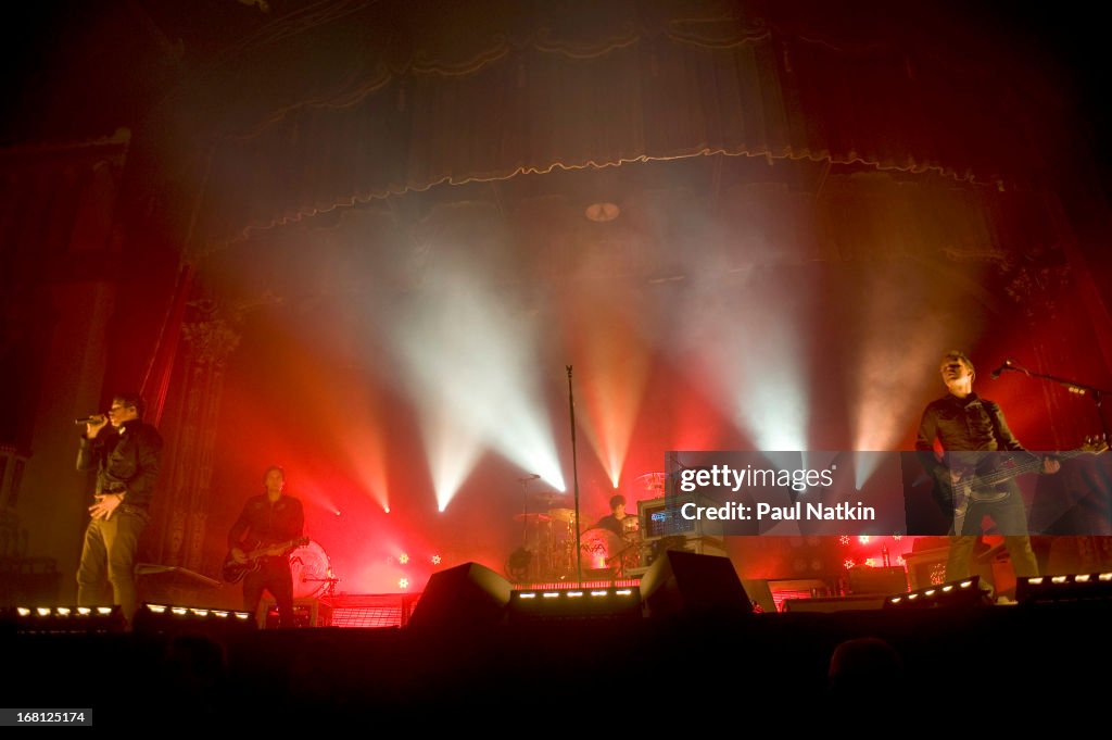 Angels & Airwaves On Stage