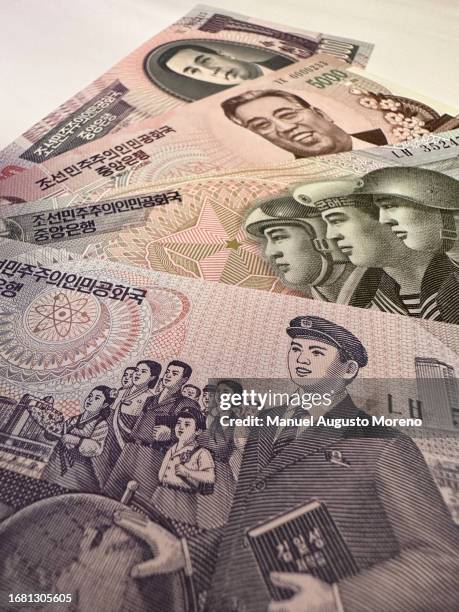 north korean won banknotes - 韓国文化 個照片及圖片檔