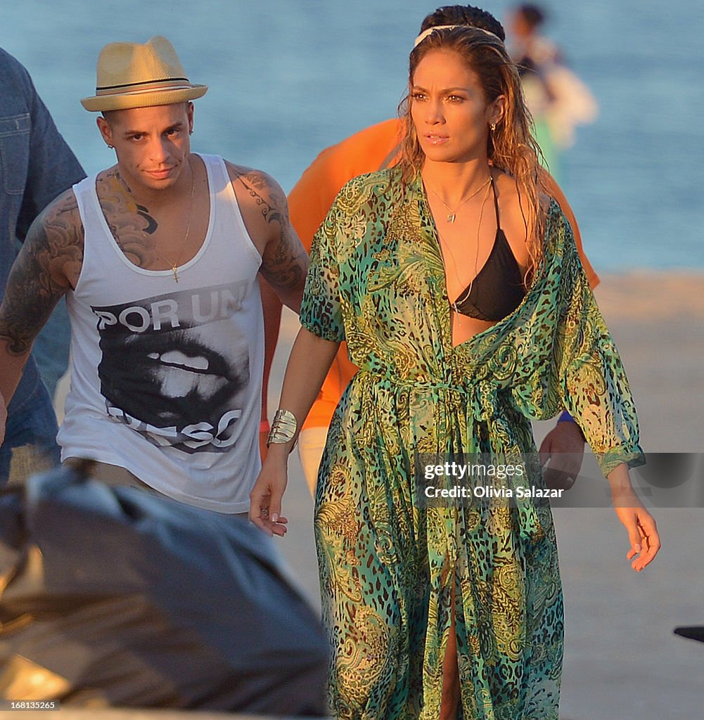 Jennifer Lopez And Pitbull Video Shoot In Florida