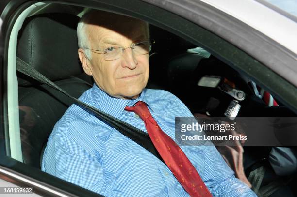 Edmund Stoiber, former bavarian state prime minister and FC Bayern Muenchen executive board member, arrives for a meeting of the FC Bayern Muenchen...