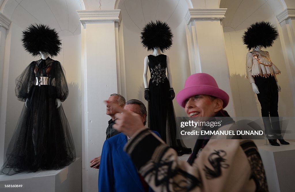 US-FASHION-ART-MUSEUM-PUNK