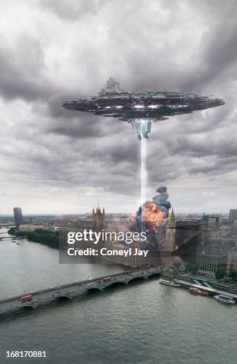 UFO / Flying Saucer / Alien Spaceship UFO / Flying Saucer / Alien Spaceship