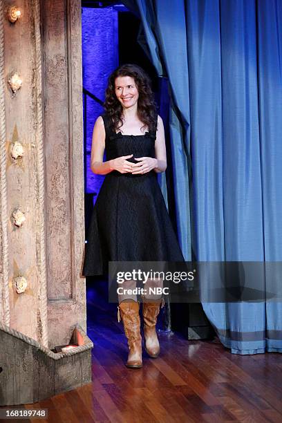Episode 829 -- Pictured: Edie Brickell arrives on May 6, 2013 --