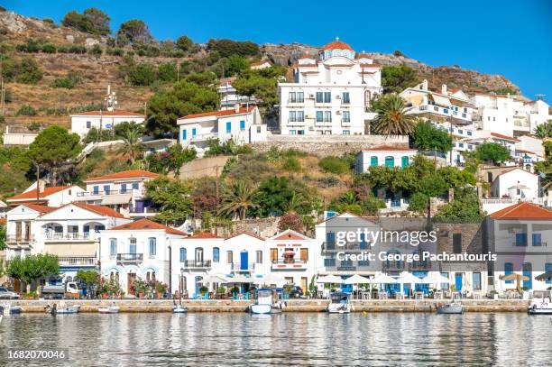 colorful architecture on ikaria island, greece - insel ikaria stock-fotos und bilder