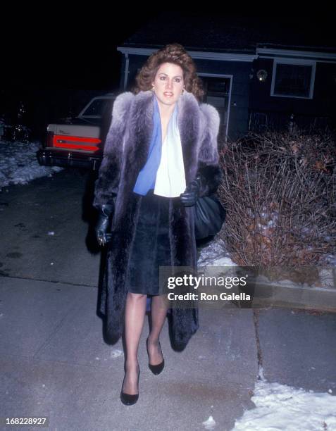 Model Jessica Hahn visits her family at their home on January 7, 1988 in Massapequa, Long Island, New York.