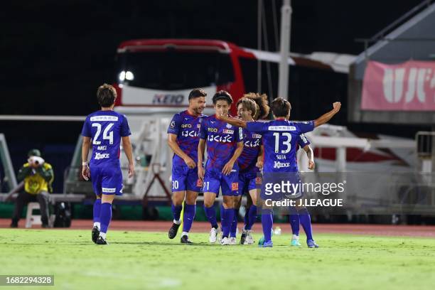 Jumma MIYAZAKI of Ventforet Kofu celebrates scoring his side's first goal during the J.LEAGUE Meiji Yasuda J2 35th Sec. Match between Ventforet Kofu...