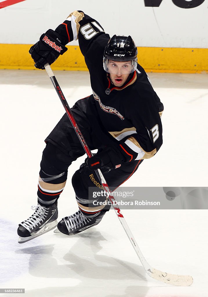 Detroit Red Wings v Anaheim Ducks - Game One