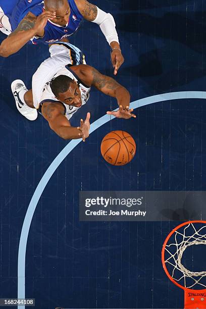 Darrell Arthur of the Memphis Grizzlies grabs the rebound against the Los Angeles Clippers in Game Six of the Western Conference Quarterfinals during...