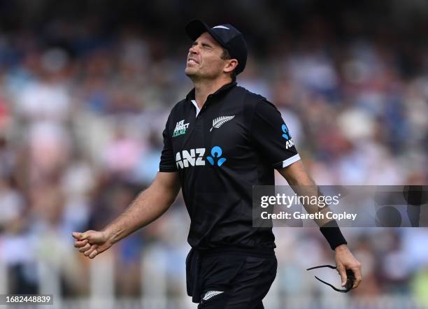 Tim Southee of New Zealand leaves the filed after injuring his finger during the 4th Metro Bank One Day International between England and New Zealand...