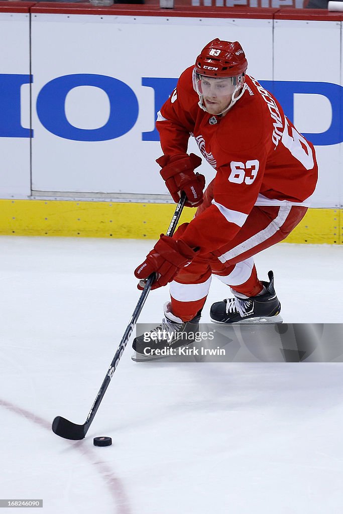 Anaheim Ducks v Detroit Red Wings - Game Three