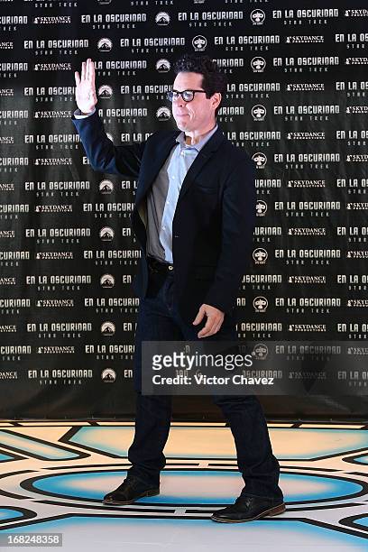 Film director J.J. Abrams attends a photocall to promote the new film "Star Trek Into Darkness" at Four Seasons Hotel on May 7, 2013 in Mexico City,...