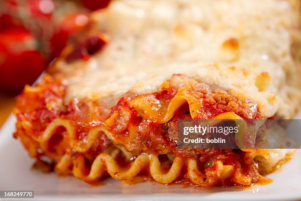 lasagna - serving lasagna stock pictures, royalty-free photos & images