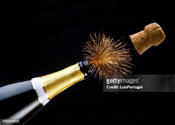 お祝いのシャンペン付き - champagne cork ストックフォトと画像