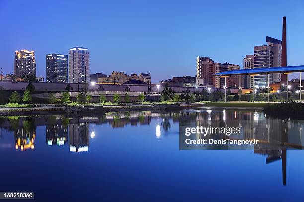 birmingham - birmingham alabama stockfoto's en -beelden