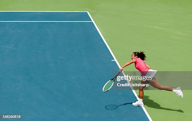 canchas de tenis - sacada fotografías e imágenes de stock