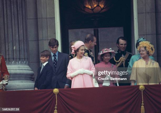 Members of the British Royal Family on the balcony at Buckingham Palace on the day of the Queen's Silver Jubilee thanksgiving service at St. Paul's...