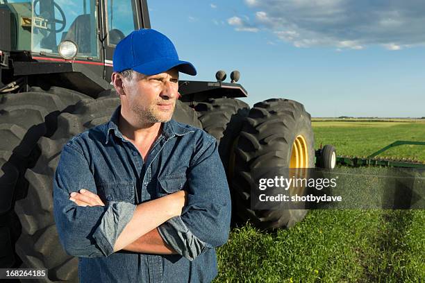 farmer contemplation - concerned farmers stock pictures, royalty-free photos & images