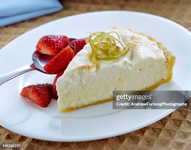 lime pie - key lime pie stock pictures, royalty-free photos & images