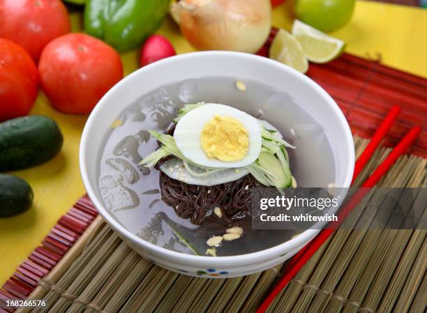 korean noodle - kudzu stock pictures, royalty-free photos & images