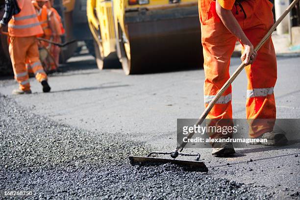 asphalt paving - roadworks stock pictures, royalty-free photos & images