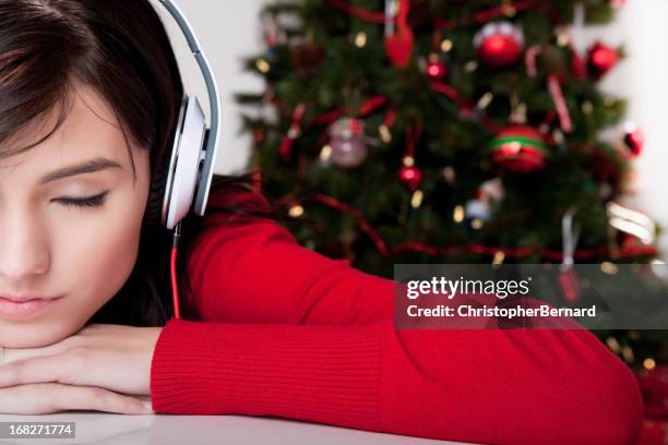 christmas music - christmas music listen stock pictures, royalty-free photos & images