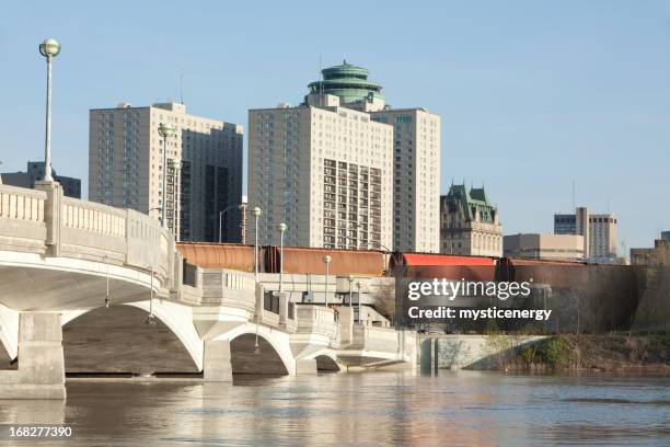 a view of winnipeg during the daytime - manitoba stock pictures, royalty-free photos & images