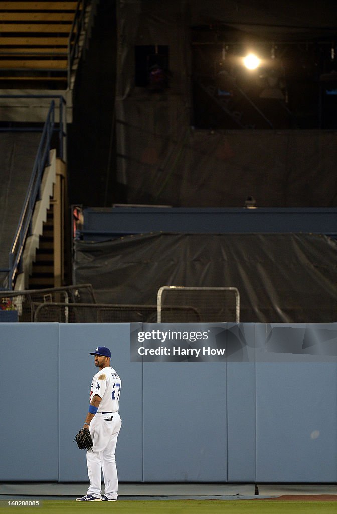 Arizona Diamondbacks v Los Angeles Dodgers