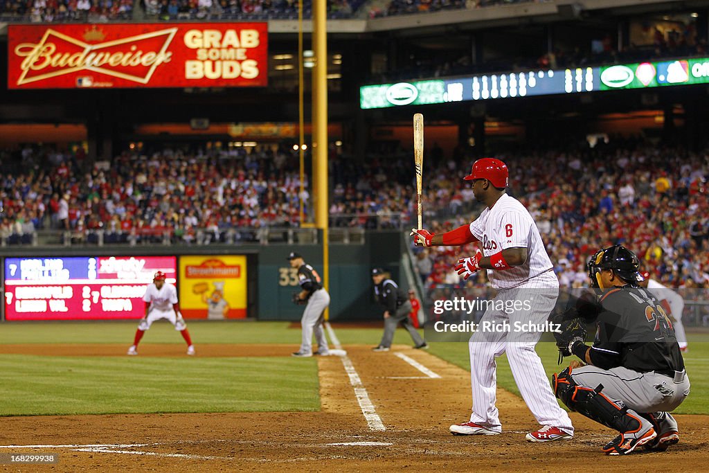 Miami Marlins v Philadelphia Phillies